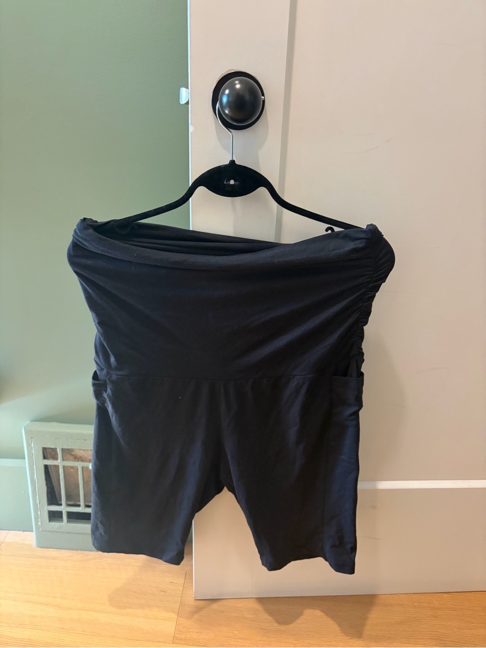 Maternity full panel short - black